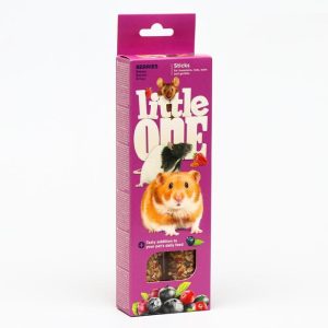 Палочка Little One для хомяков, крыс, мышей и песчанок с ягодами, 1 шт